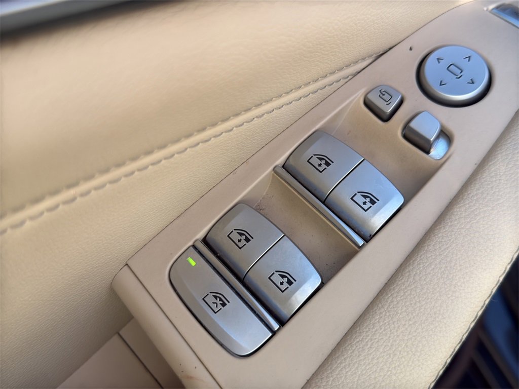 Used 2019 BMW X7 xDrive40i w/ Cold Weather Package image 10