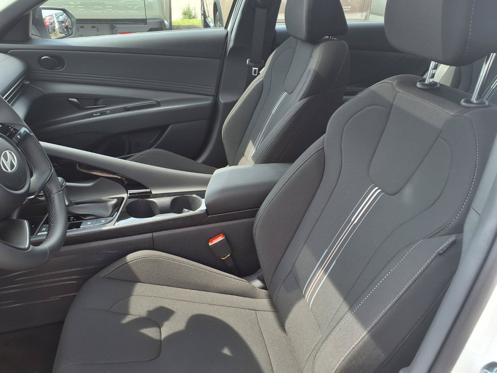 New 2026 Hyundai Elantra SEL Sport Premium FWD image 5