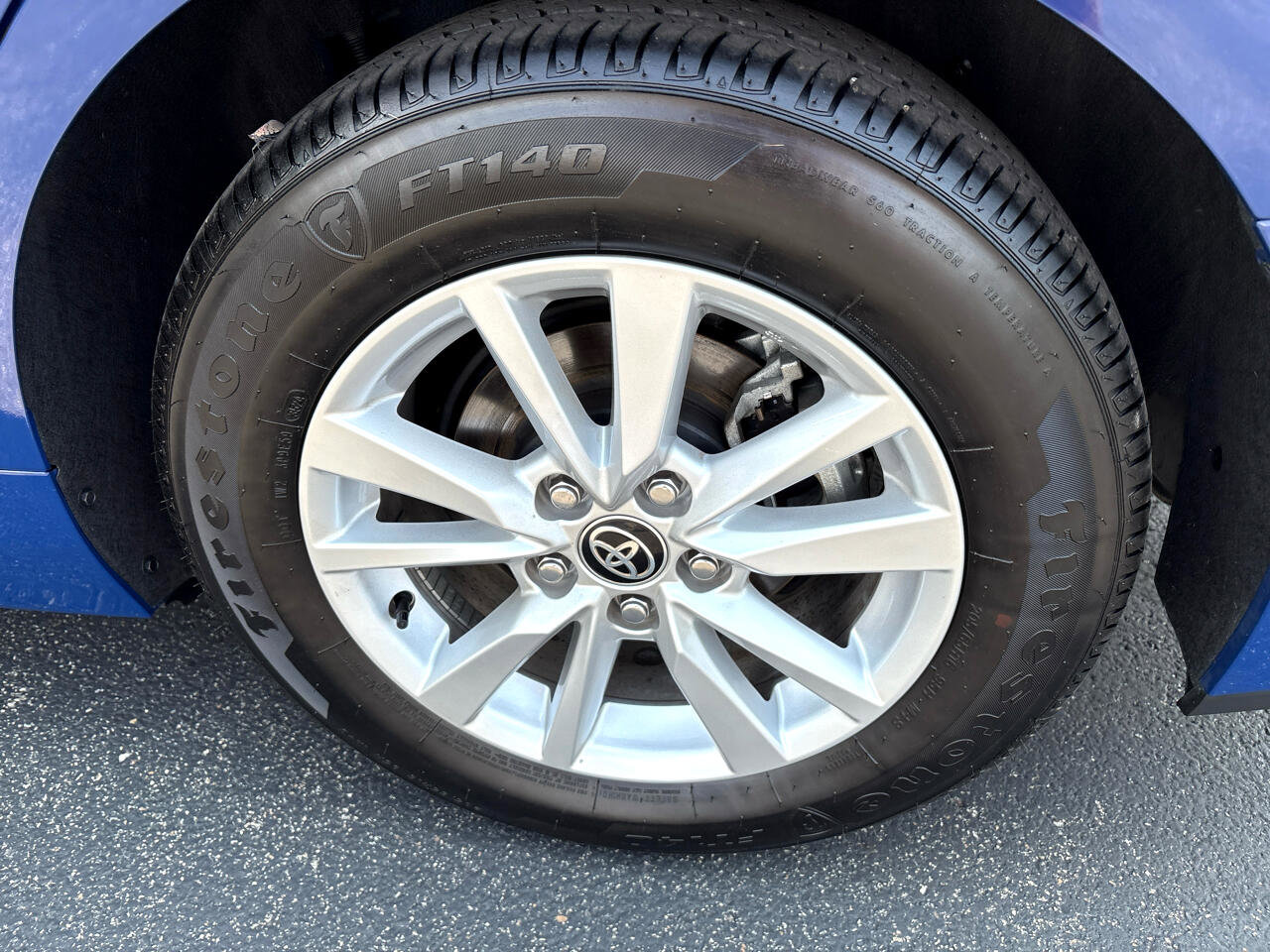 Used 2025 Toyota Camry LE image 14