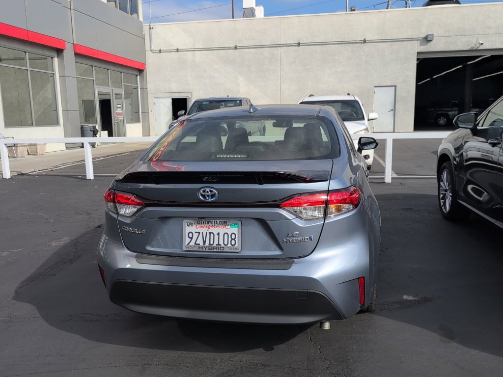 Certified 2023 Toyota Corolla LE FWD image 5