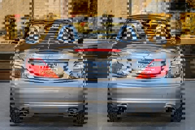 Used 2013 Mercedes-Benz SLK 250 image 12