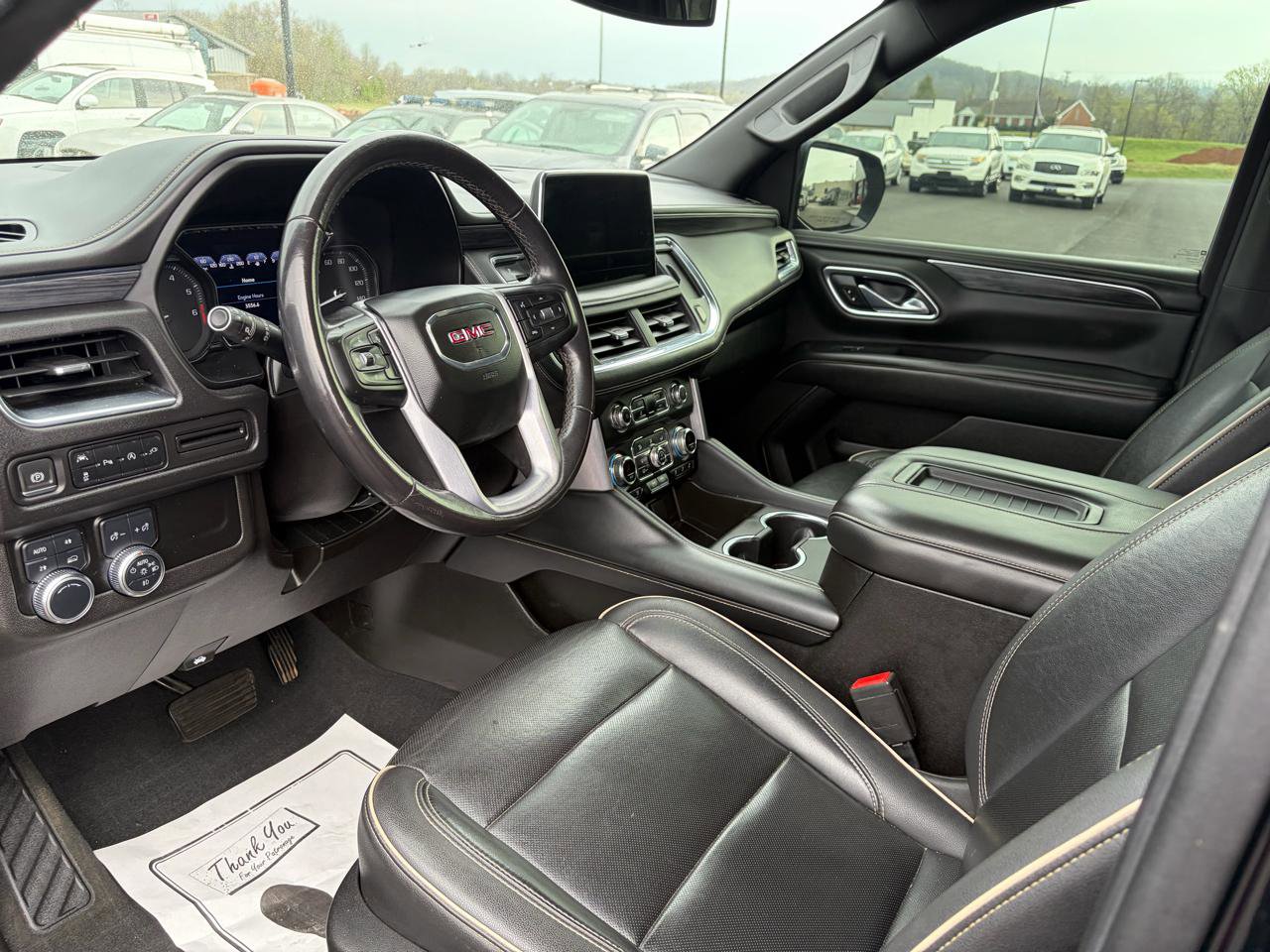 Used 2021 GMC Yukon XL SLT AWD/4WD image 10