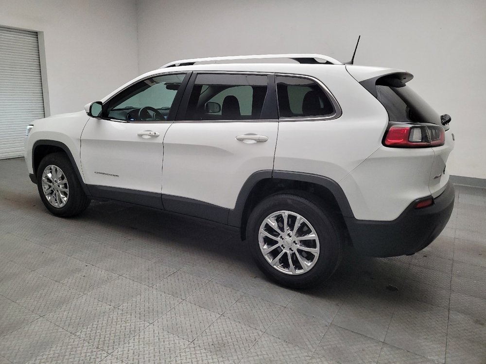Used 2019 Jeep Cherokee Latitude Plus image 3