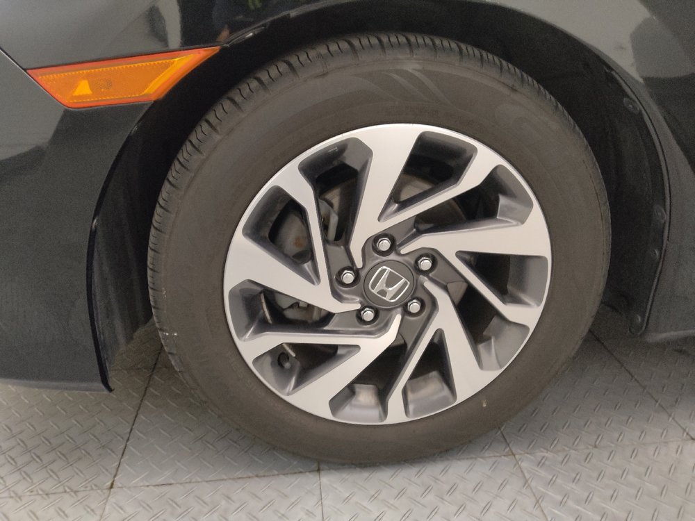 Used 2018 Honda Civic EX image 31
