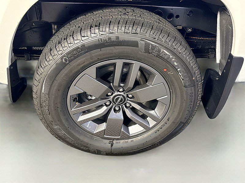 New 2026 Nissan Frontier SV w/ All-Weather Content Package AWD/4WD image 29