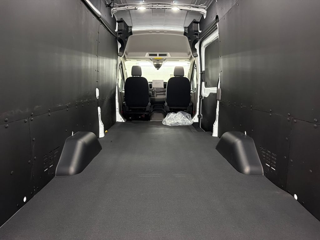 New 2026 Ford Transit 350 148 High Roof Extended w/ Load Area Protection Package RWD image 29