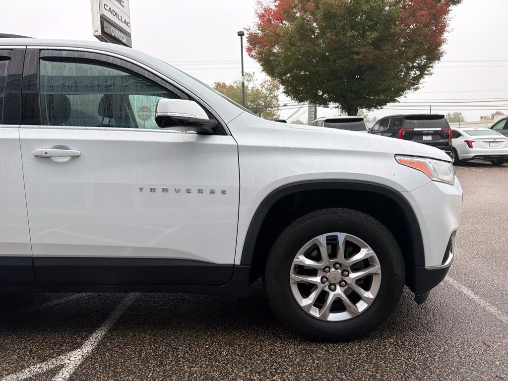 Used 2019 Chevrolet Traverse LT AWD/4WD image 13