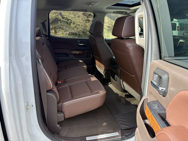 Used 2018 Chevrolet Silverado 1500 High Country image 2