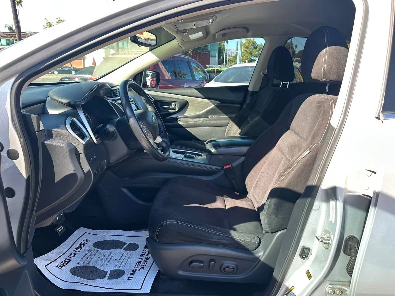 Used 2018 Nissan Murano SV image 25