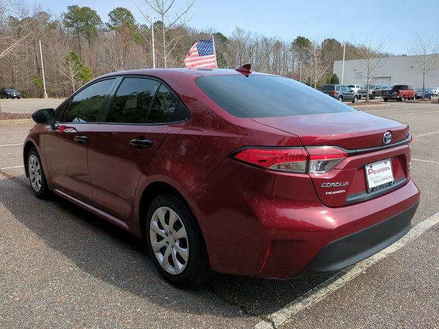 Used 2025 Toyota Corolla LE FWD image 6