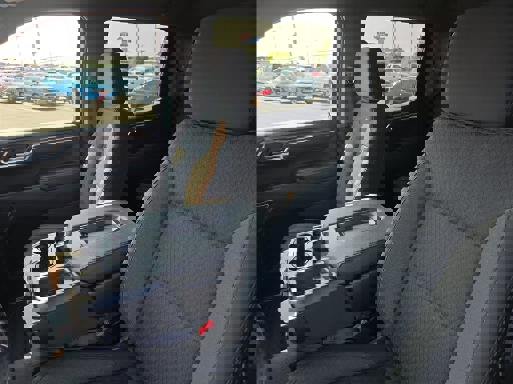 Used 2022 Chevrolet Silverado 1500 LT image 13