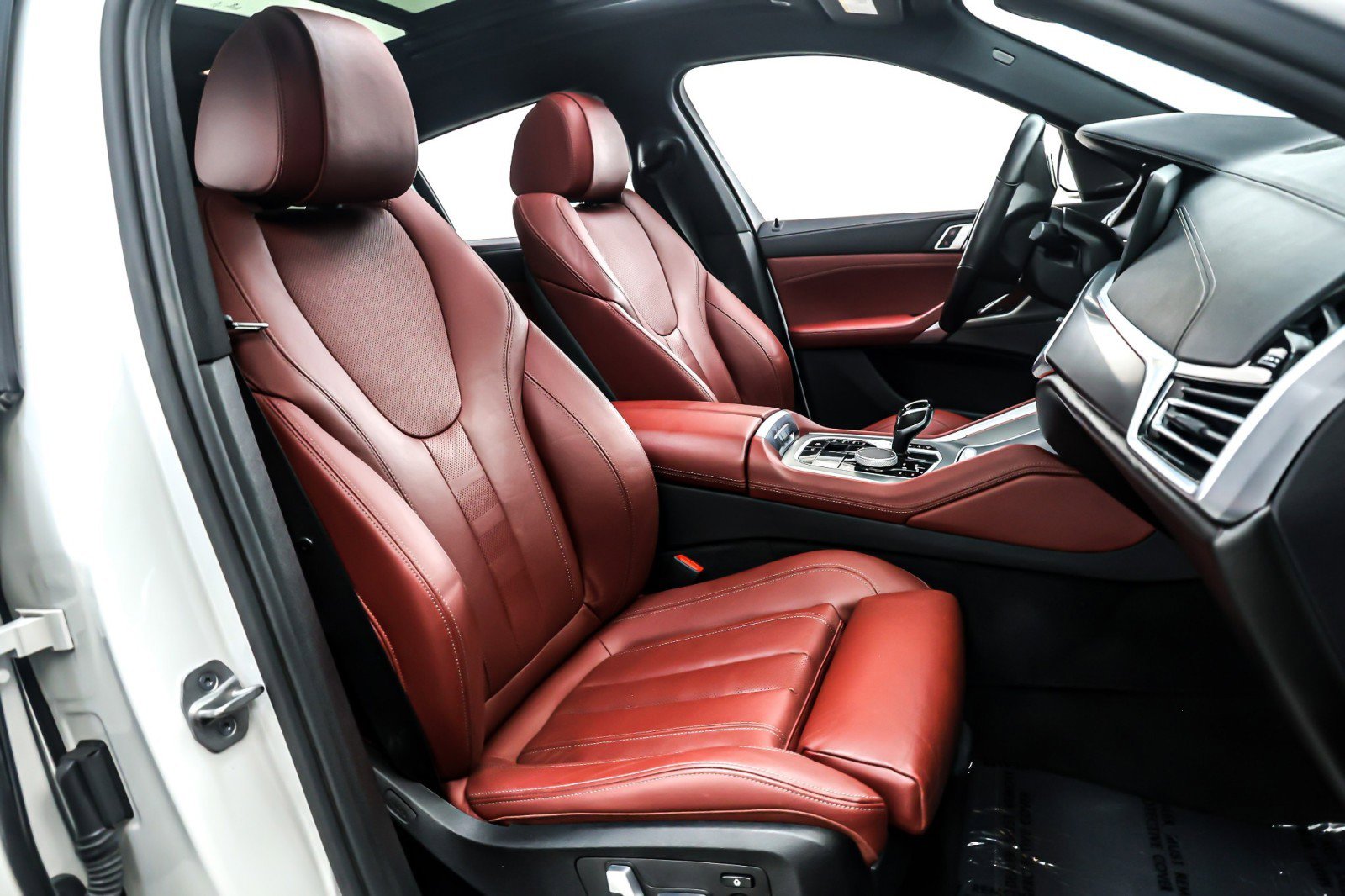 Used 2021 BMW X6 xDrive40i w/ Premium Package image 7