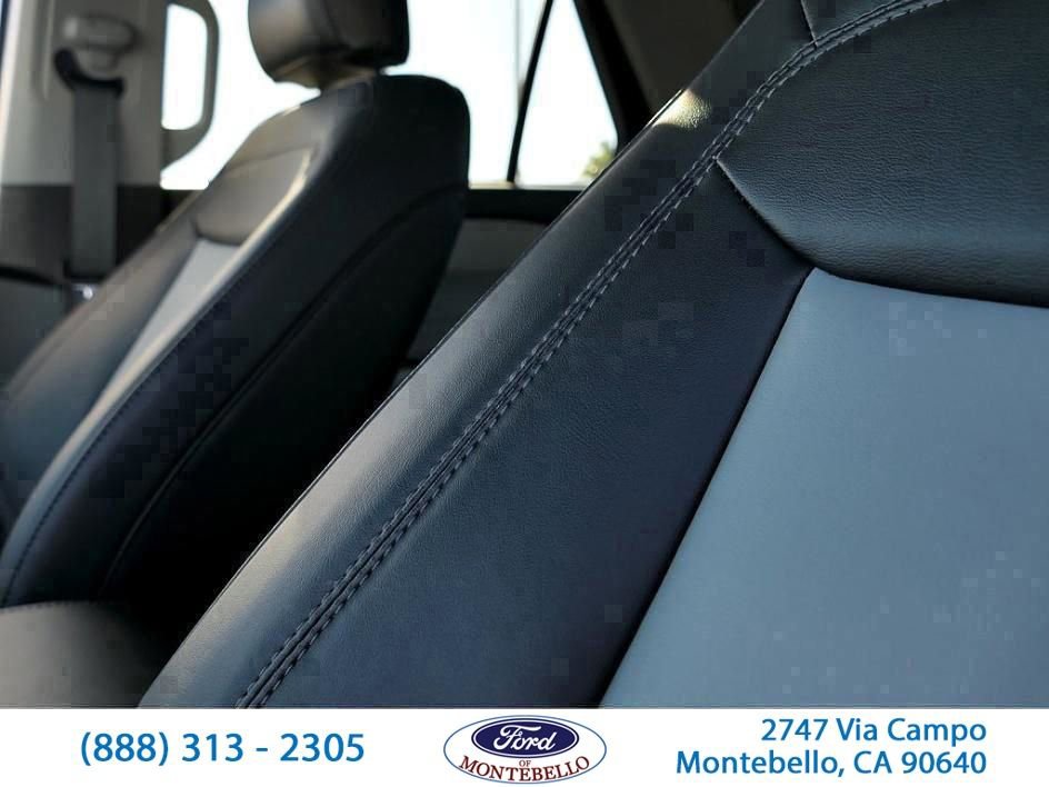 Used 2024 Ford Explorer XLT w/ Equipment Group 202A image 13