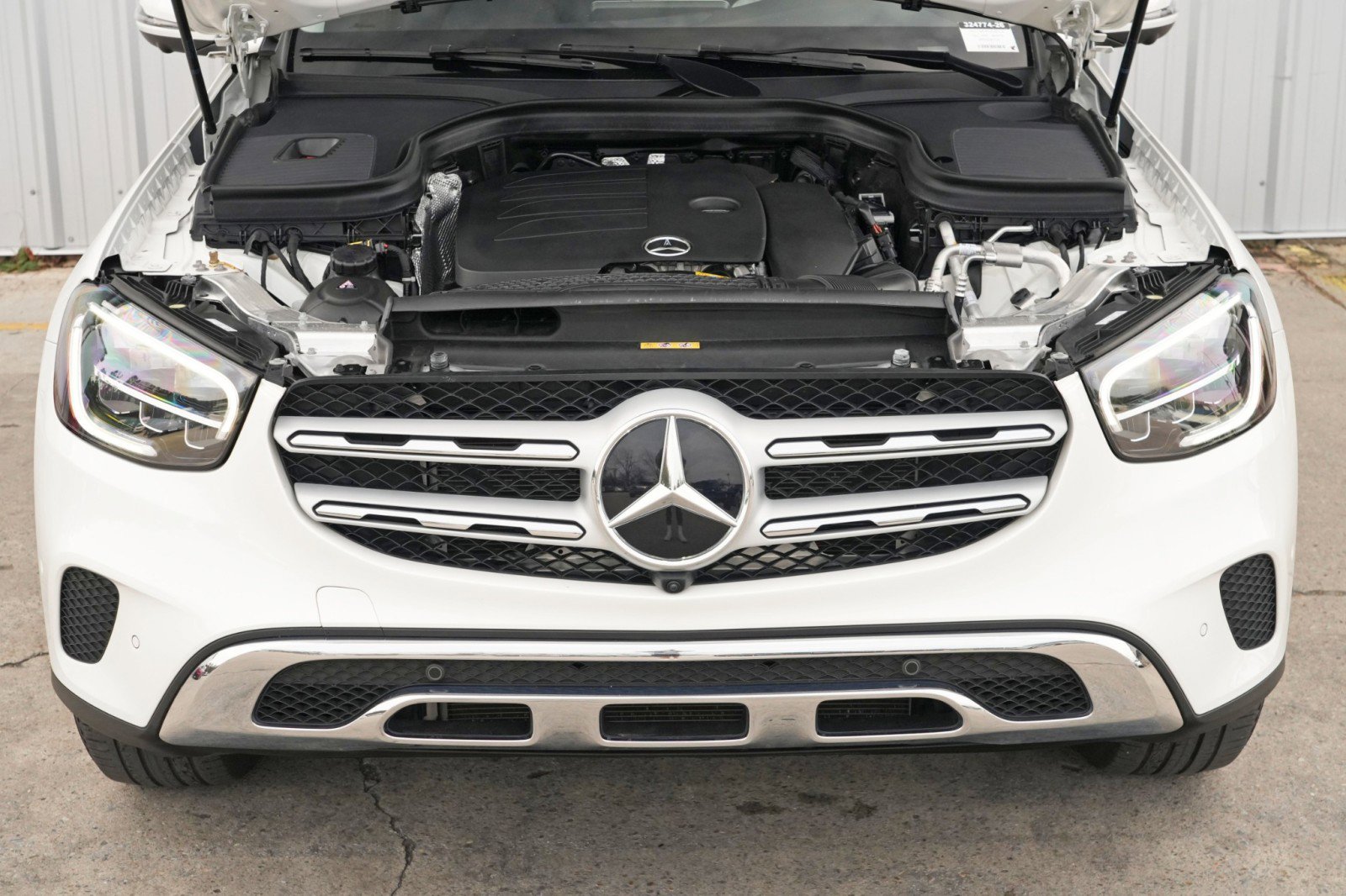 Used 2021 Mercedes-Benz GLC 300 w/ Premium Package image 7