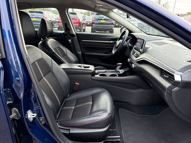 Used 2023 Nissan Altima 2.5 SR FWD image 17