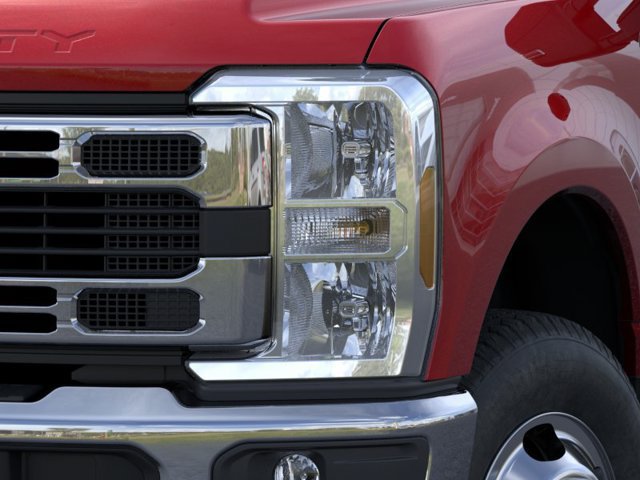 New 2026 Ford F350 XLT w/ 360-Degree Camera Package AWD/4WD image 18