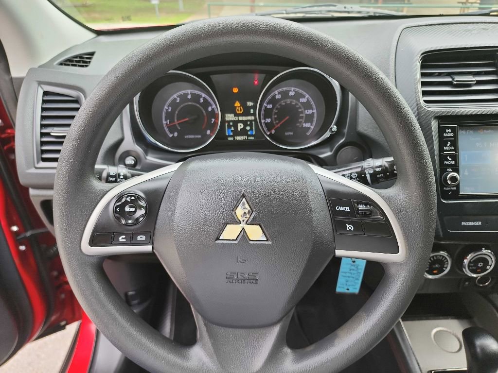 Used 2018 Mitsubishi Outlander Sport LE FWD image 17