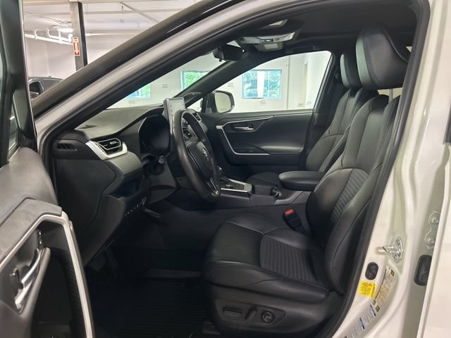 Used 2022 Toyota RAV4 XSE AWD/4WD image 13