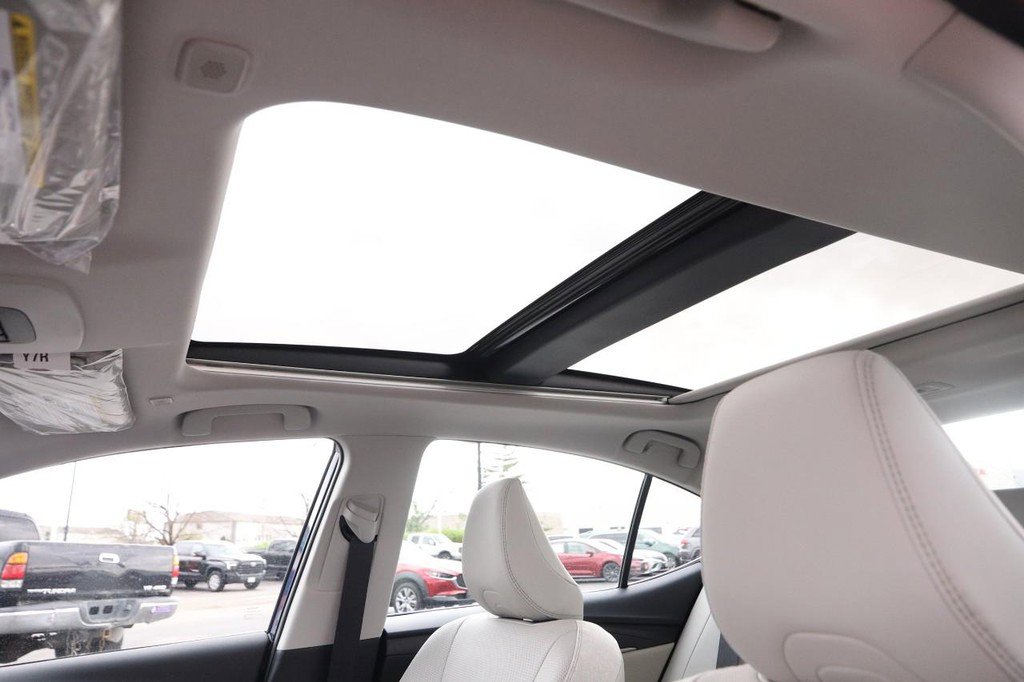 Used 2026 Toyota Camry XLE w/ Premium Plus Package image 10