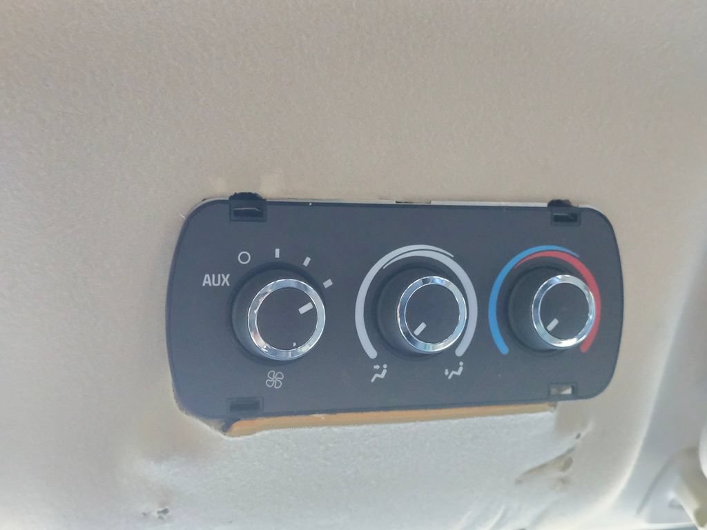 Used 2017 Chevrolet Express 2500 LS RWD image 36
