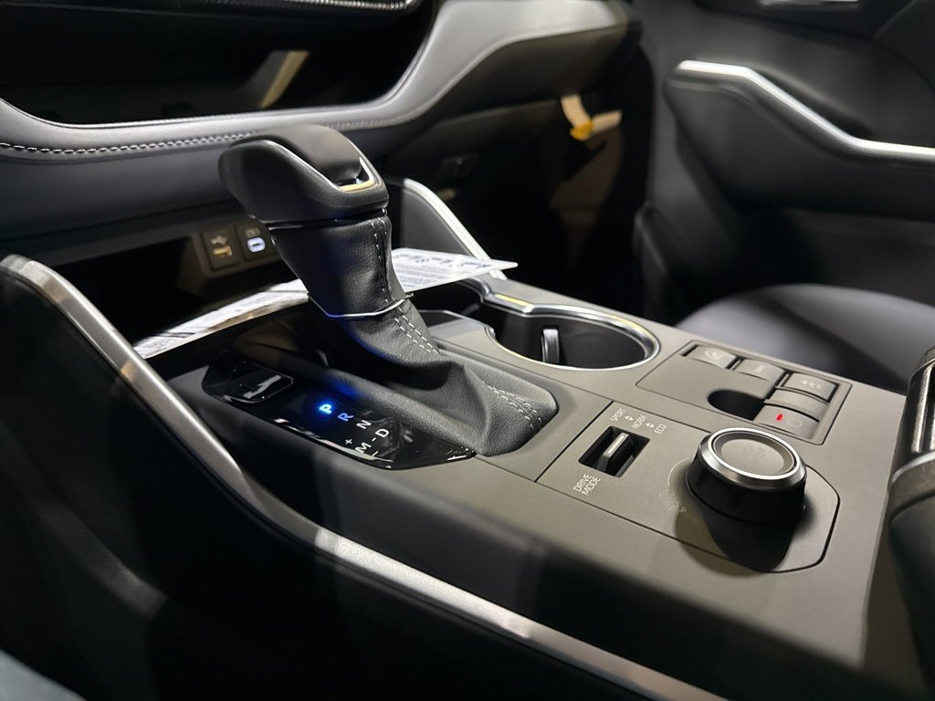 New 2026 Toyota Highlander XSE image 28