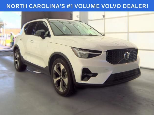 Used 2026 Volvo XC40 B5 Plus