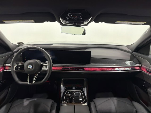 Used 2025 BMW 740i xDrive w/ Premium Package image 30