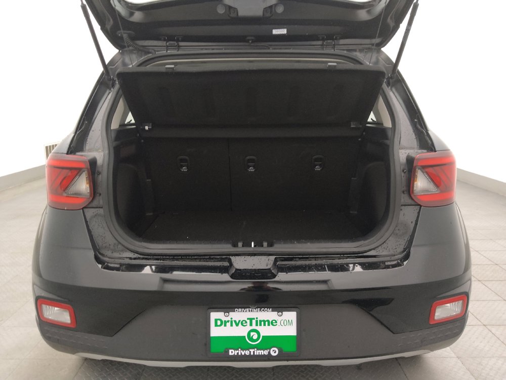 Used 2021 Hyundai Venue SE FWD image 29