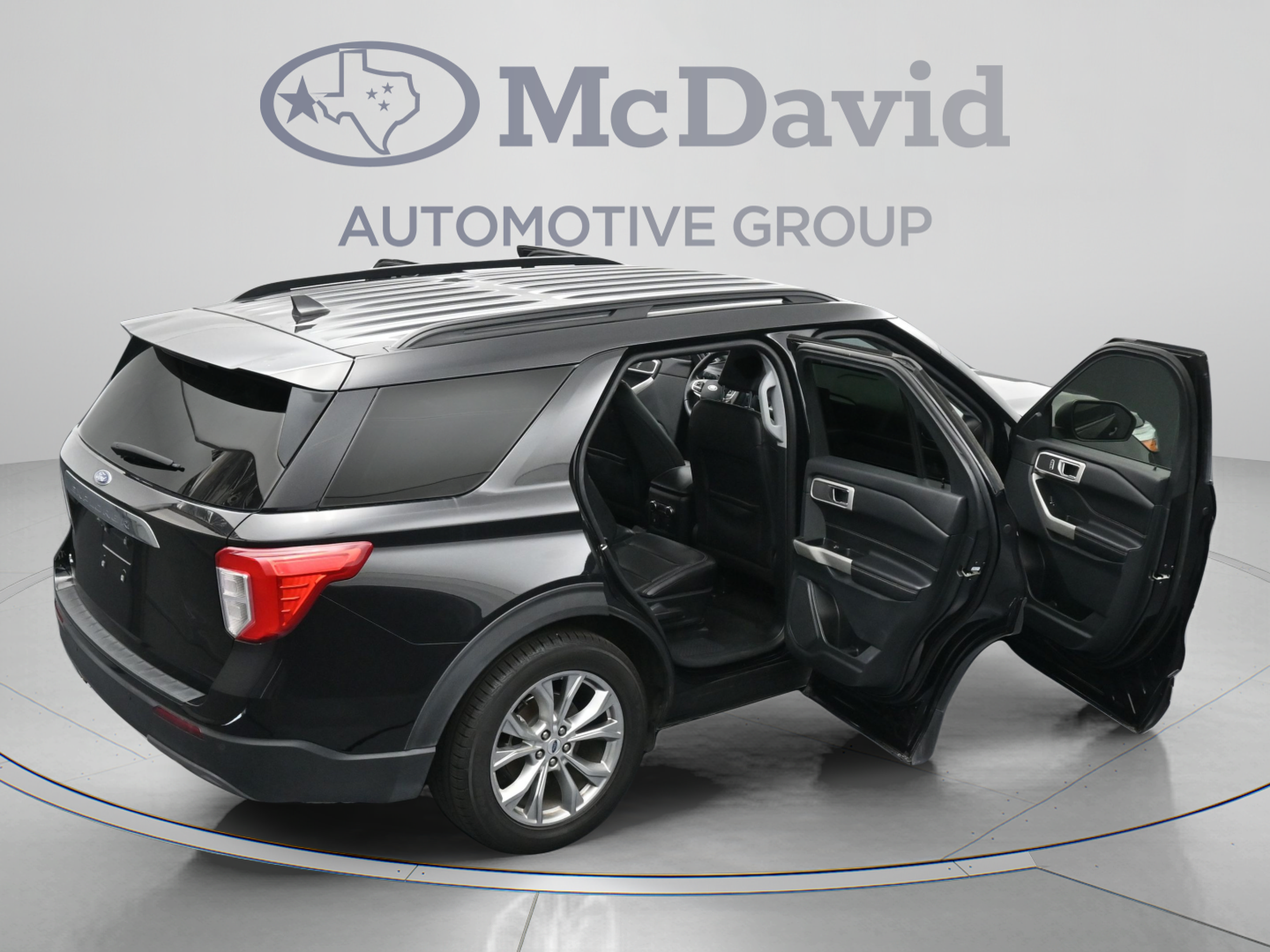 Used 2021 Ford Explorer XLT w/ Equipment Group 202A RWD image 46