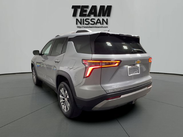 Used 2025 Chevrolet Equinox LT w/ Convenience Package II AWD/4WD image 4