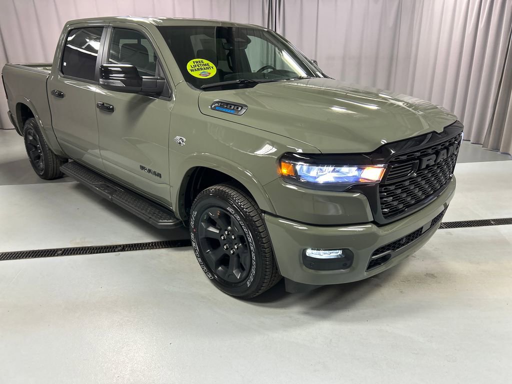New 2026 RAM 1500 4x4 Crew Cab