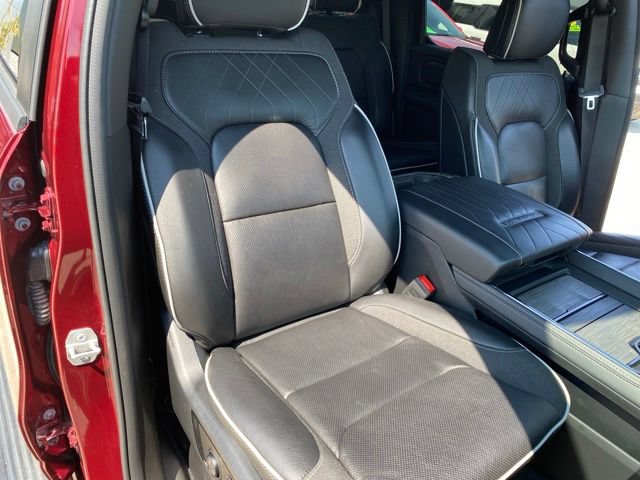 Used 2025 RAM 1500 Limited AWD/4WD image 37