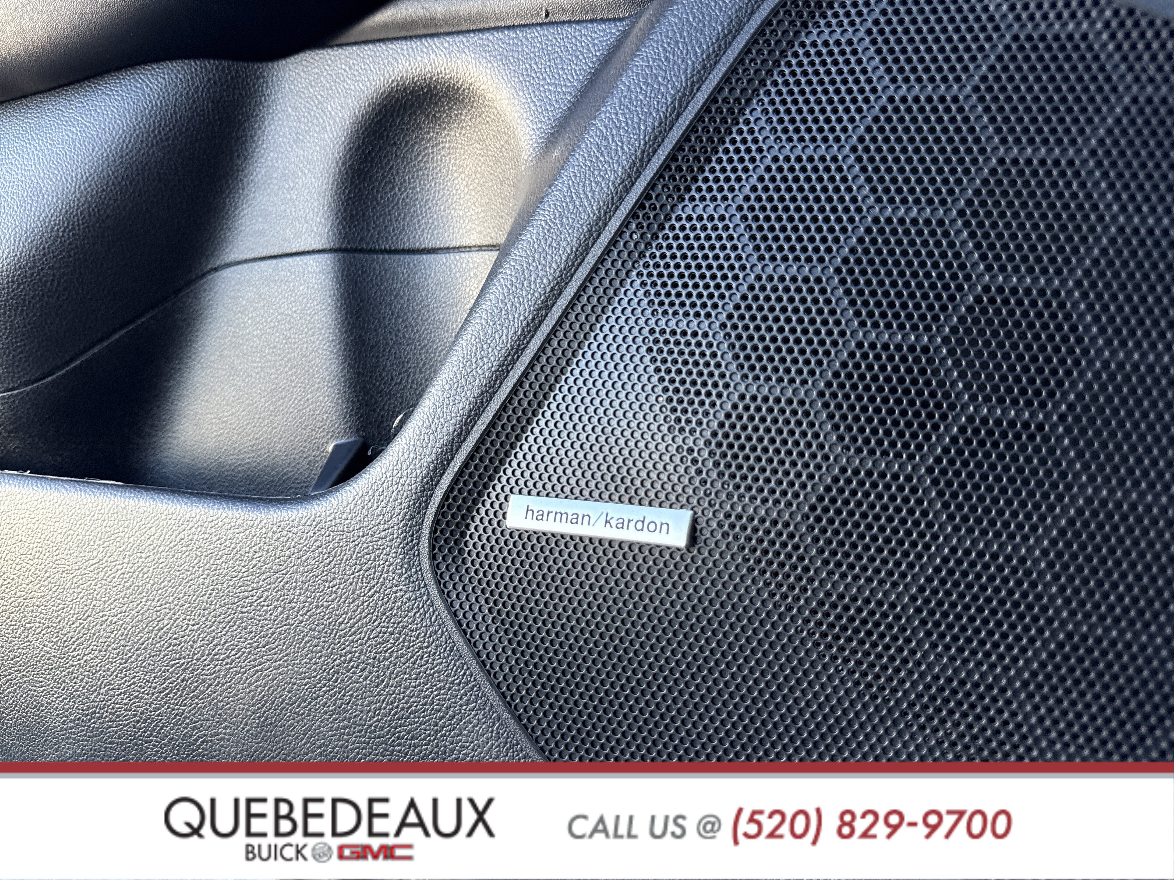 Used 2018 Subaru Outback 3.6R Limited image 17