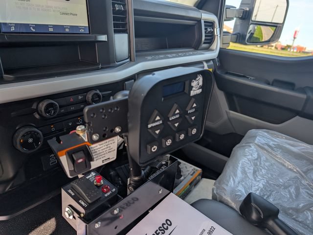 New 2026 Ford F550 4x4 Regular Cab Super Duty image 22