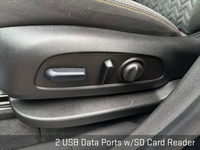 Used 2024 Chevrolet Equinox LT image 33