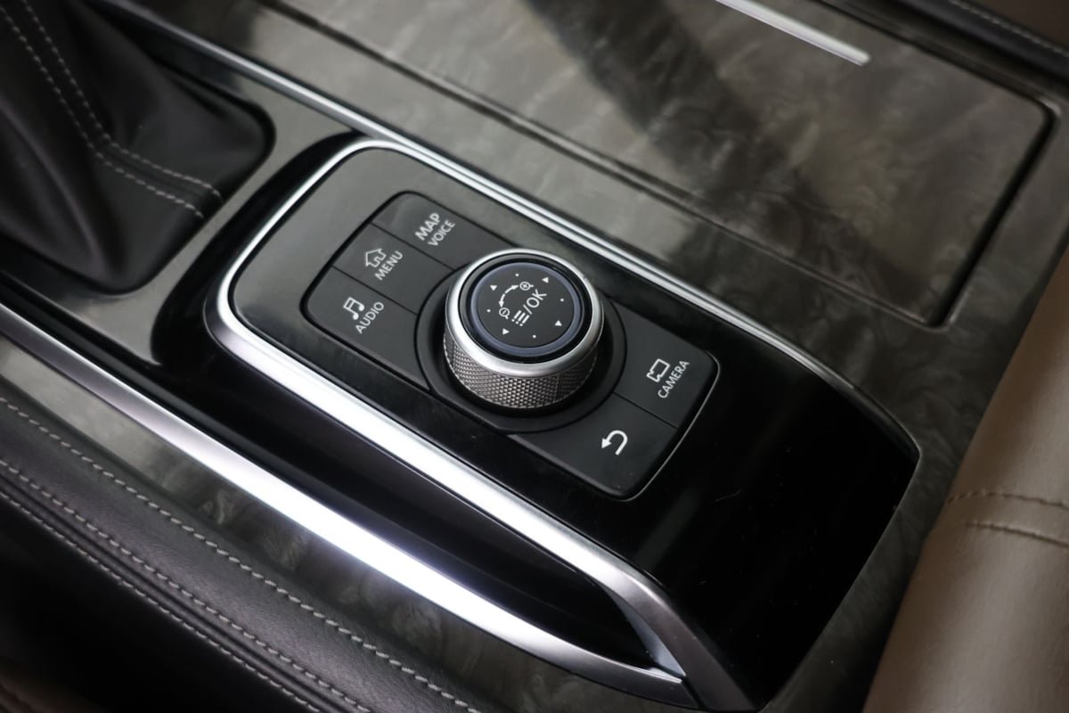 Used 2023 Nissan Armada Platinum AWD/4WD image 27