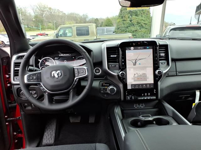 New 2026 RAM 1500 4x4 Crew Cab image 9