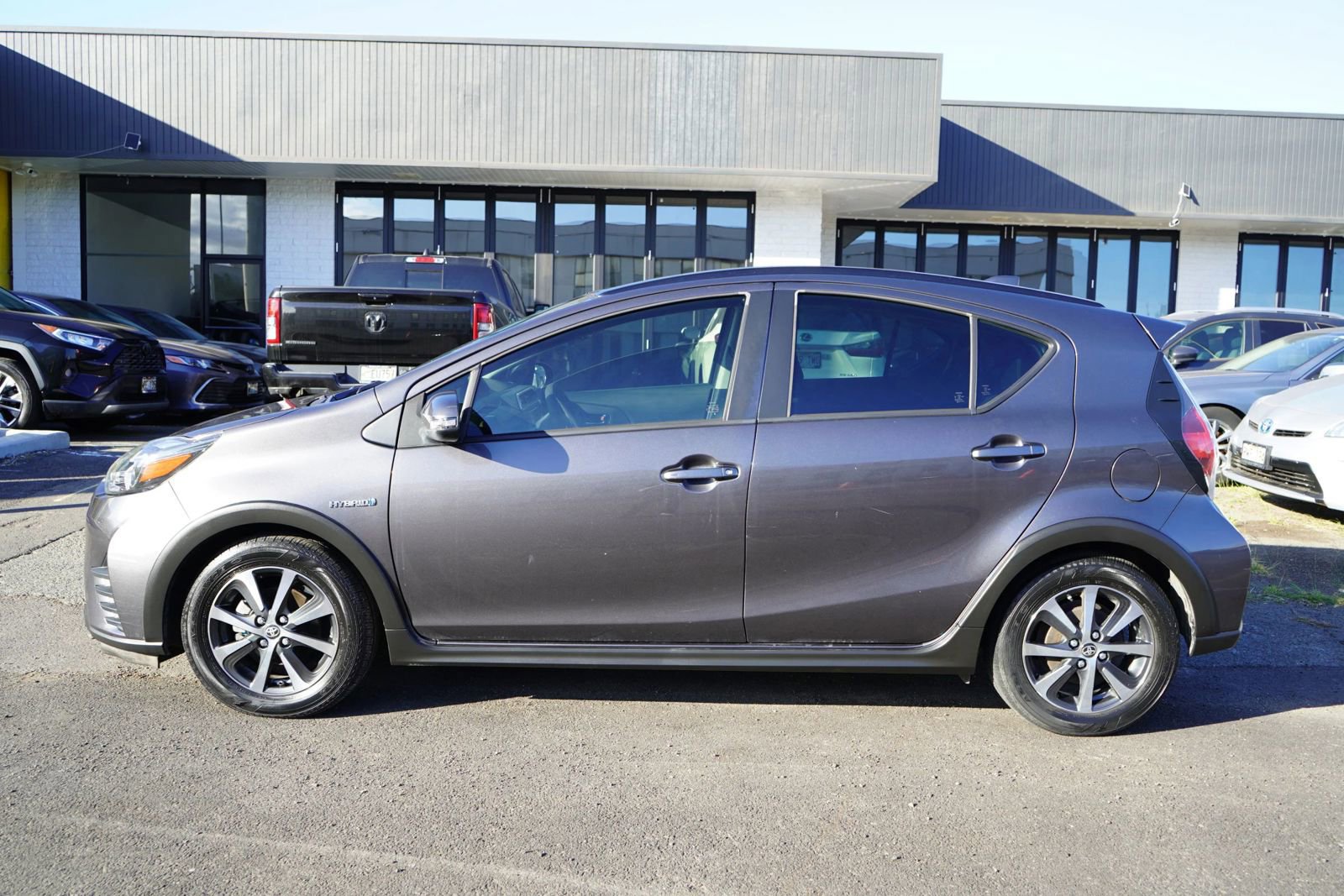 Used 2018 Toyota Prius C Three FWD image 2