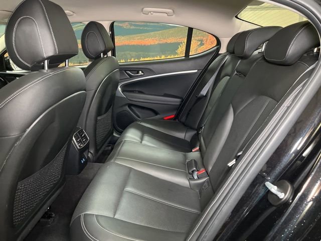 Used 2025 Genesis G70 2.5T image 46