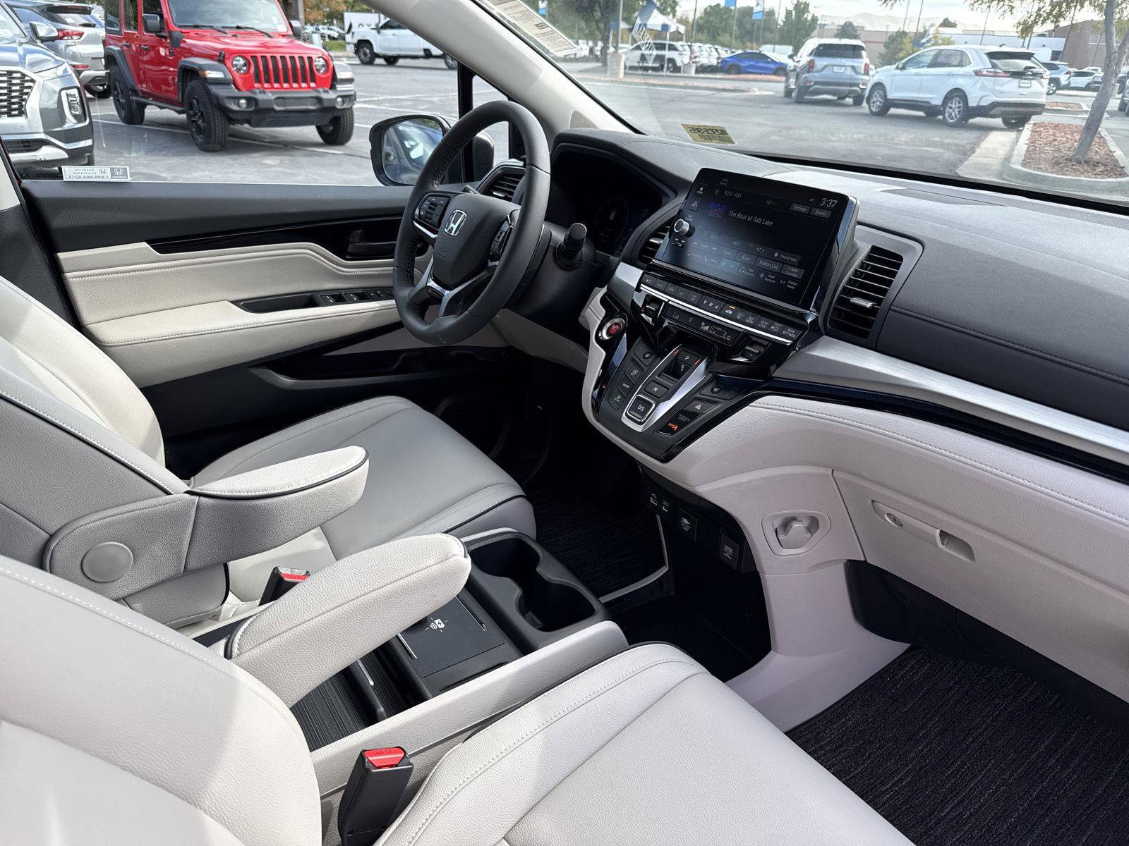 Used 2026 Honda Odyssey Touring image 31