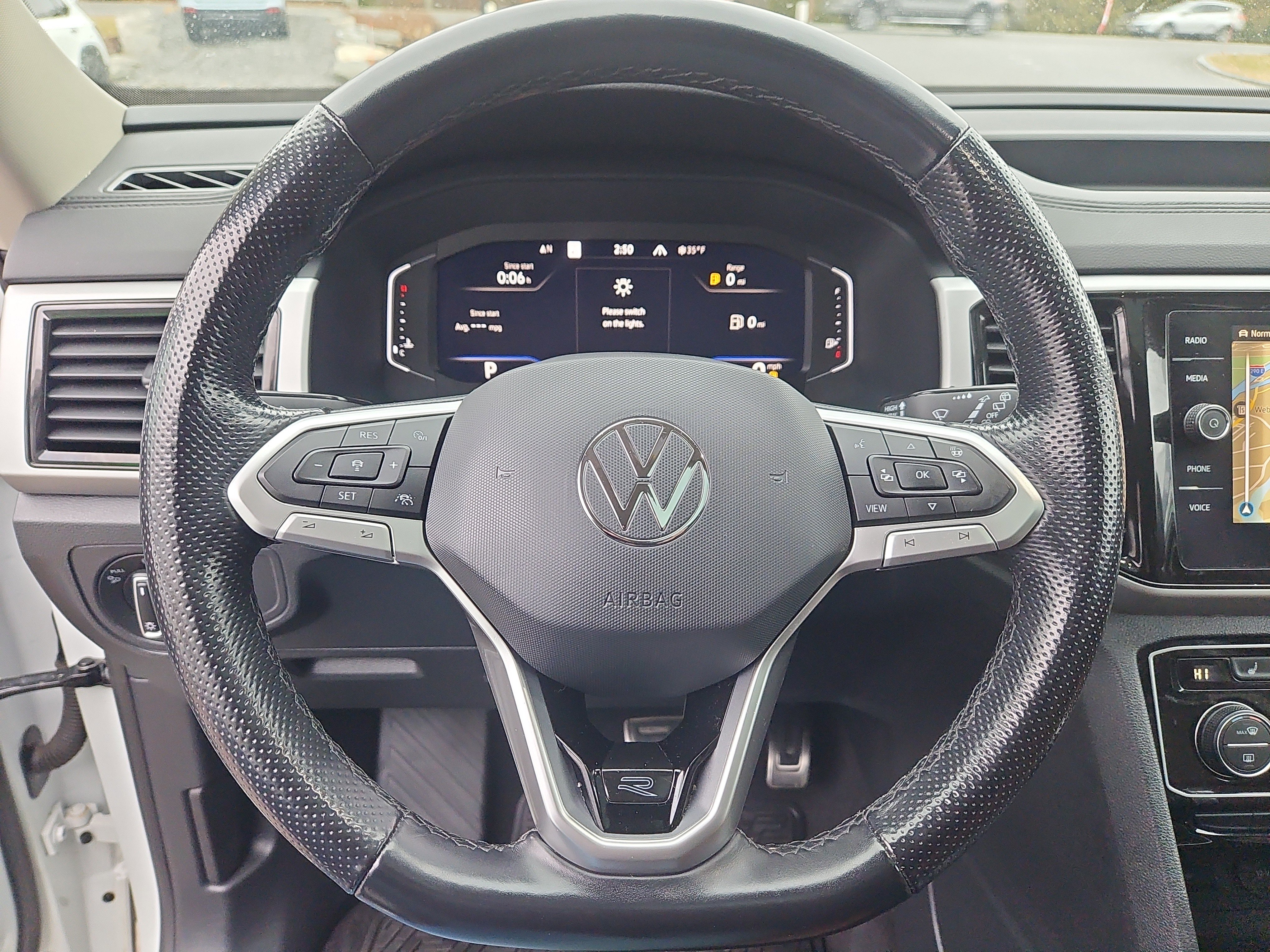 Certified 2022 Volkswagen Atlas SEL R-Line image 25