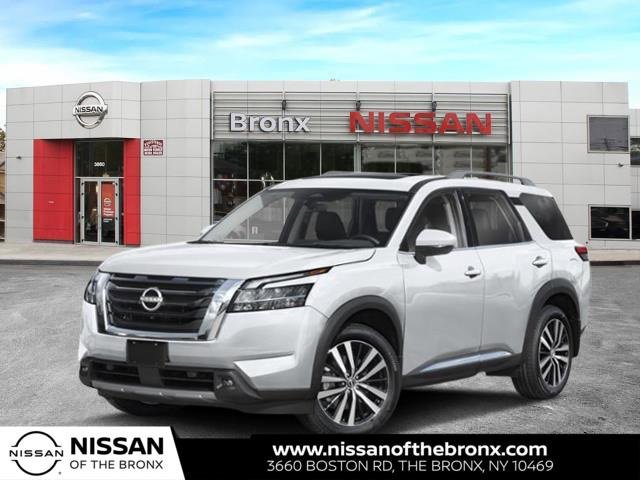 New 2025 Nissan Pathfinder Platinum w/ Black Appearance Package