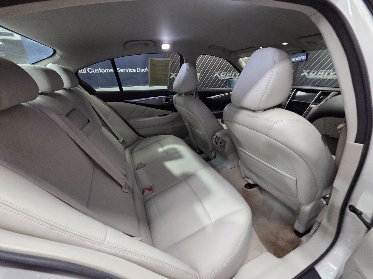 Used 2015 INFINITI Q50 image 24