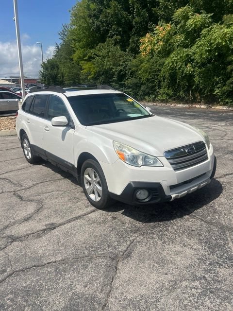 Used 2013 Subaru Outback 2.5i Limited w/ Moonroof Pkg AWD/4WD image 3