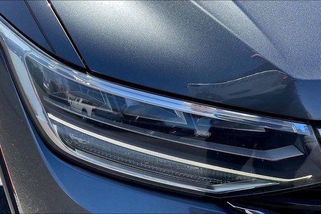 Used 2022 Volkswagen Tiguan SE R-Line image 31