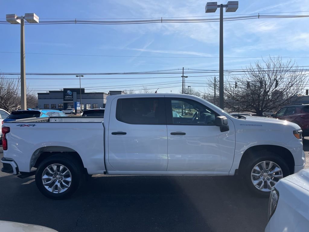 Used 2023 Chevrolet Silverado 1500 Custom image 17