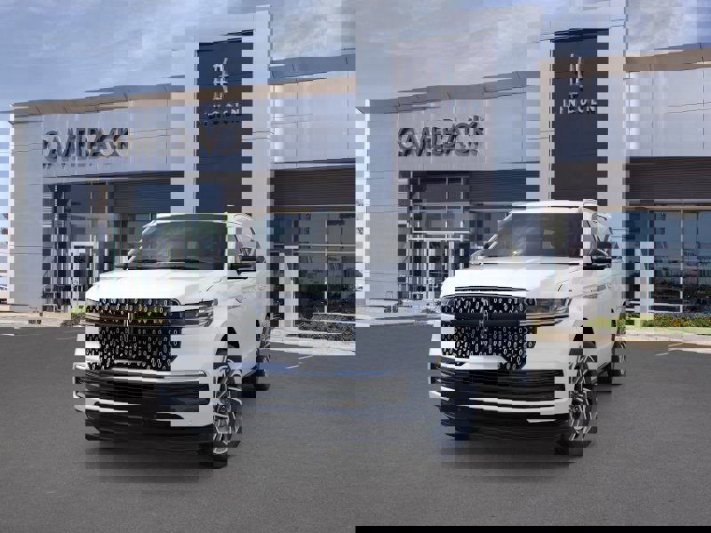 New 2025 Lincoln Navigator Reserve image 25