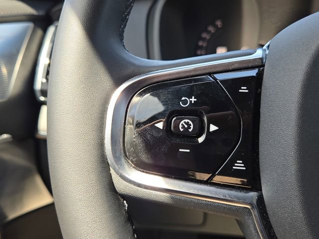Used 2023 Volvo XC90 T8 Ultimate w/ Lounge Package AWD/4WD image 22