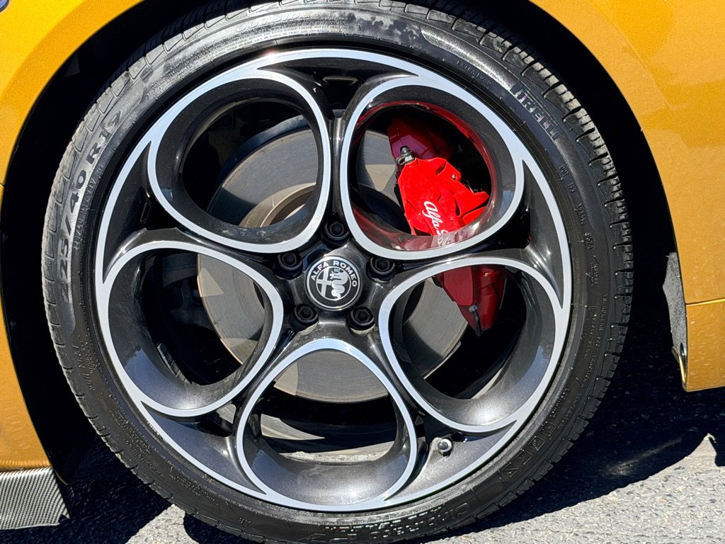 Used 2023 Alfa Romeo Giulia Veloce image 47