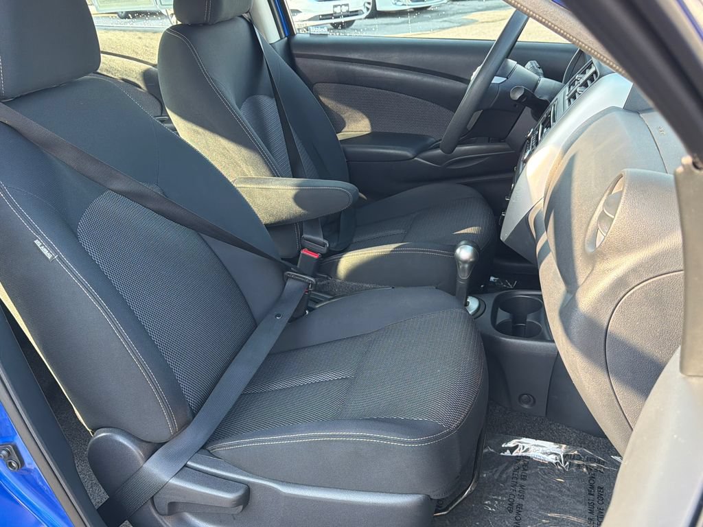Used 2016 Nissan Versa SV w/ SV Appearance Package FWD image 21
